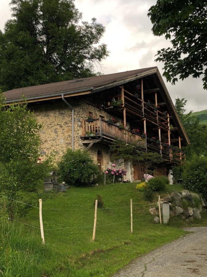Le Pika Bed & Breakfast Отелюс Екстериор снимка