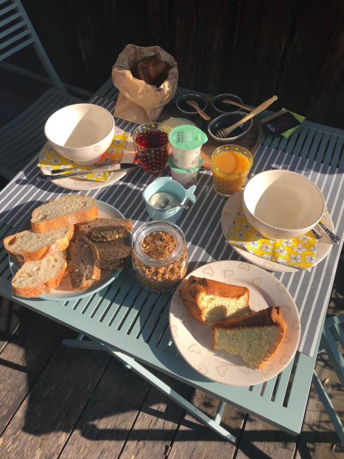 Le Pika Bed & Breakfast Отелюс Екстериор снимка