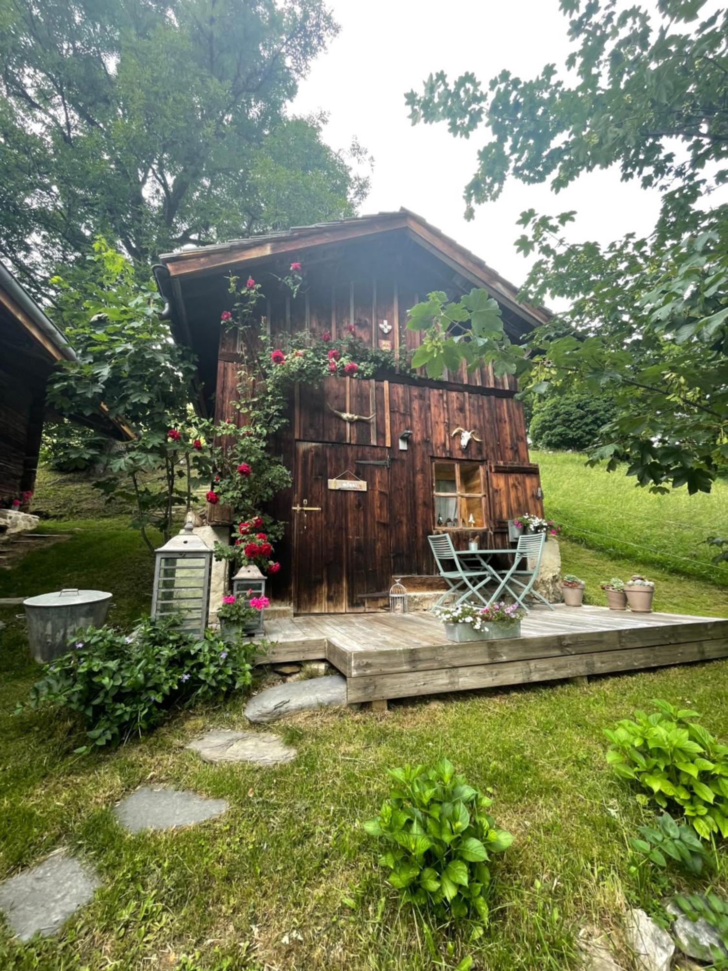Le Pika Bed & Breakfast Отелюс Екстериор снимка